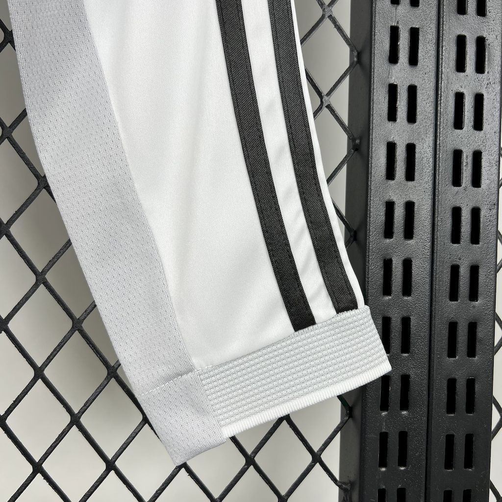 Real Madrid 2025/26 Home Long Sleeves Jersey